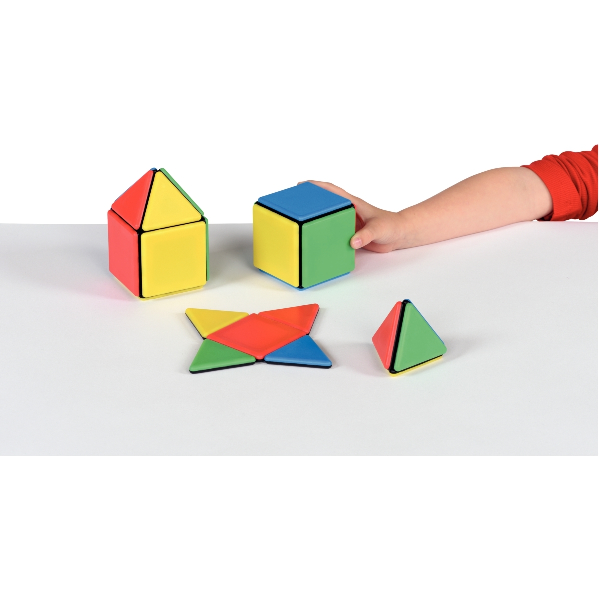 Boite de 24 POLYDRONS solides magnétiques